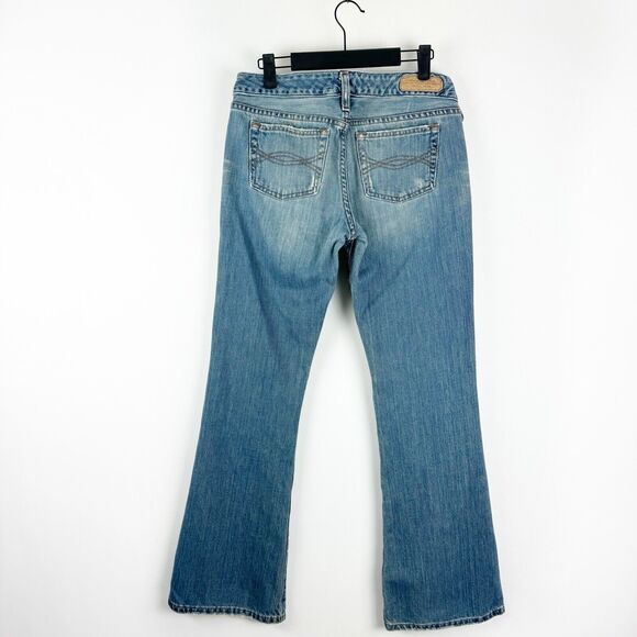 Abercrombie & Fitch Vintage Women's Flare Light Wash Low Rise Jeans Size 4R - Picture 5 of 16
